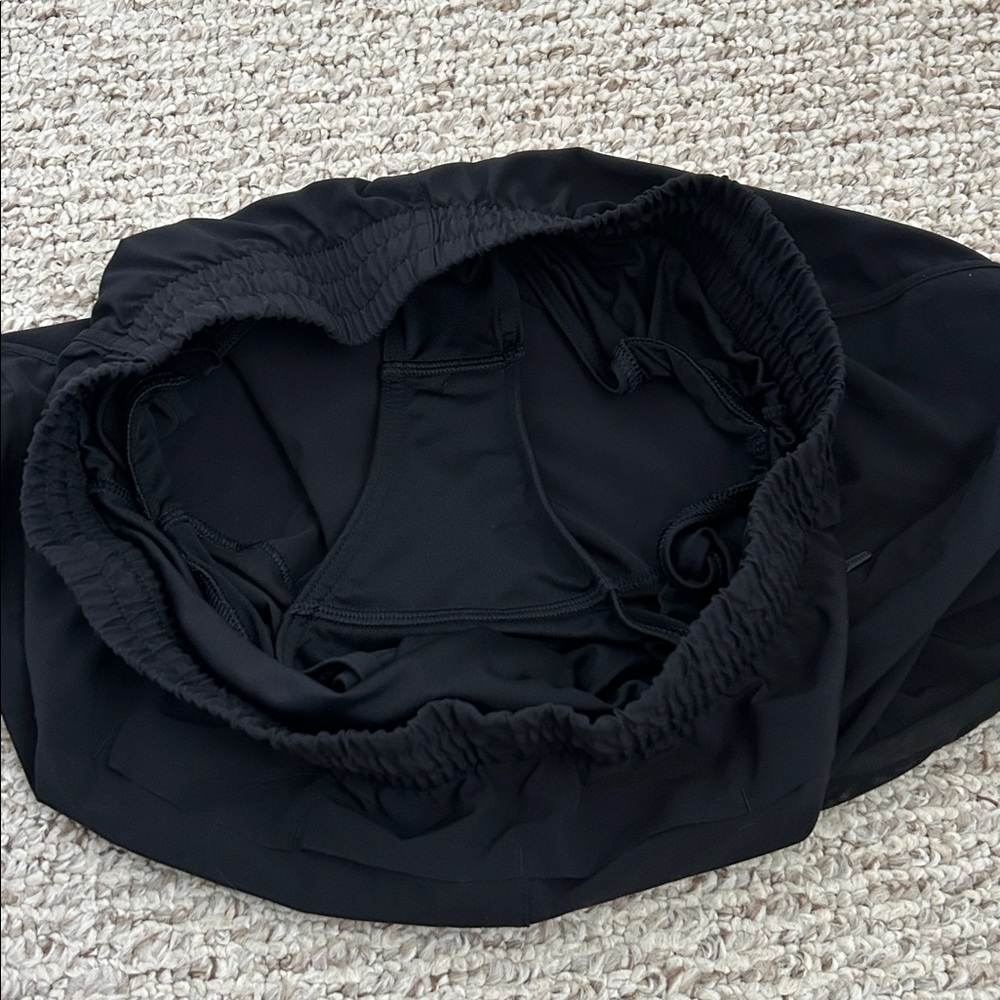 Athleta Mesh Racer Run Short 4” - Picture 5 of 5